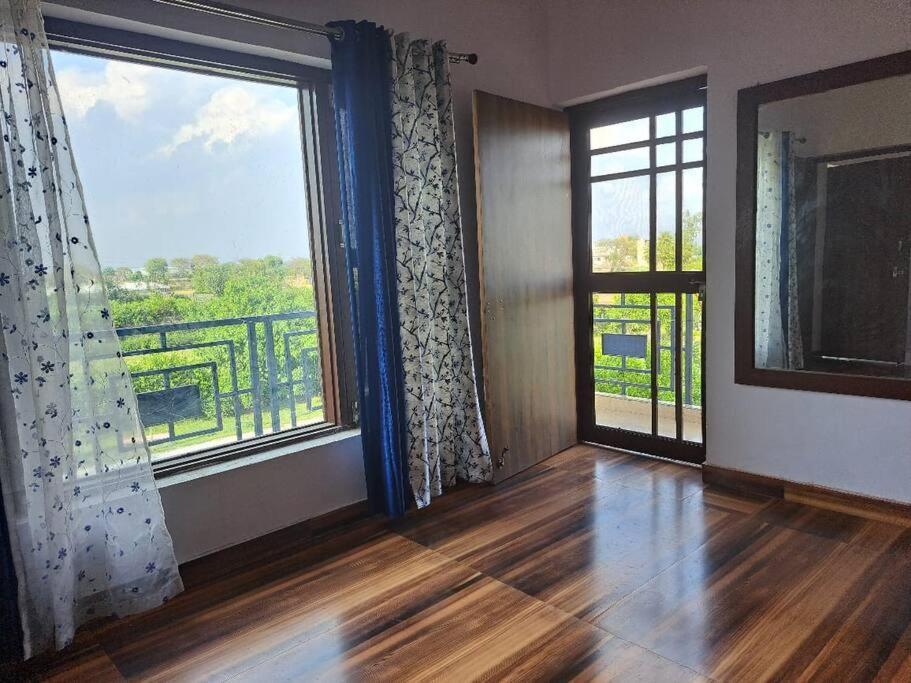 Retreat By Walias Entire Farm Pet-friendly Sports Holiday home Sohna